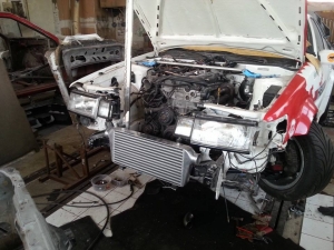 Walaki's ae86 build - engine swap